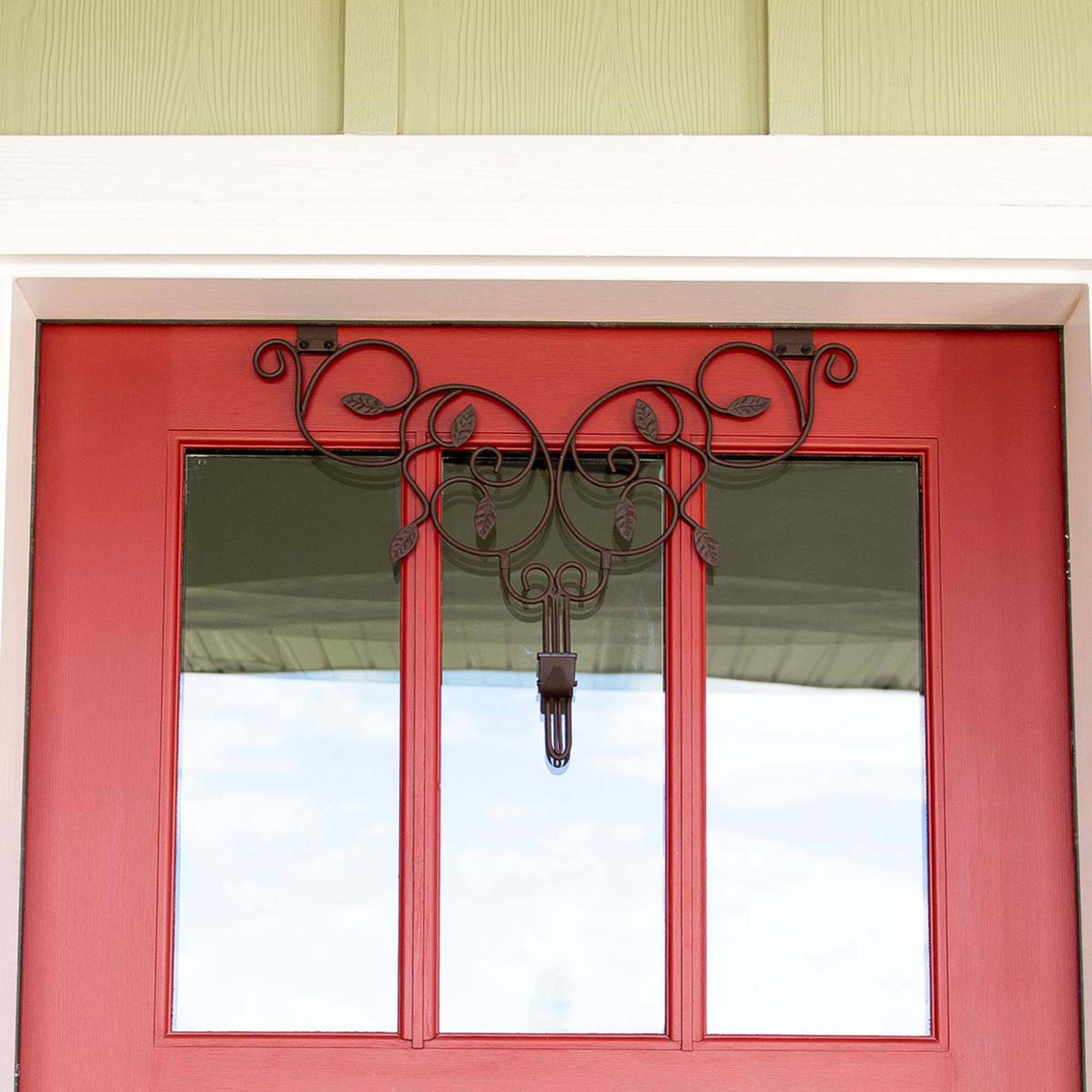 Village Lighting Adjustable Ivy Wreath Hanger